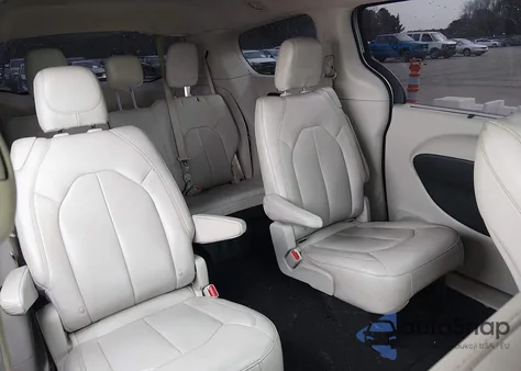 2021 Chrysler Voyager Lxi из США, поврежденный, VIN 2C4RC1DG0MR527740